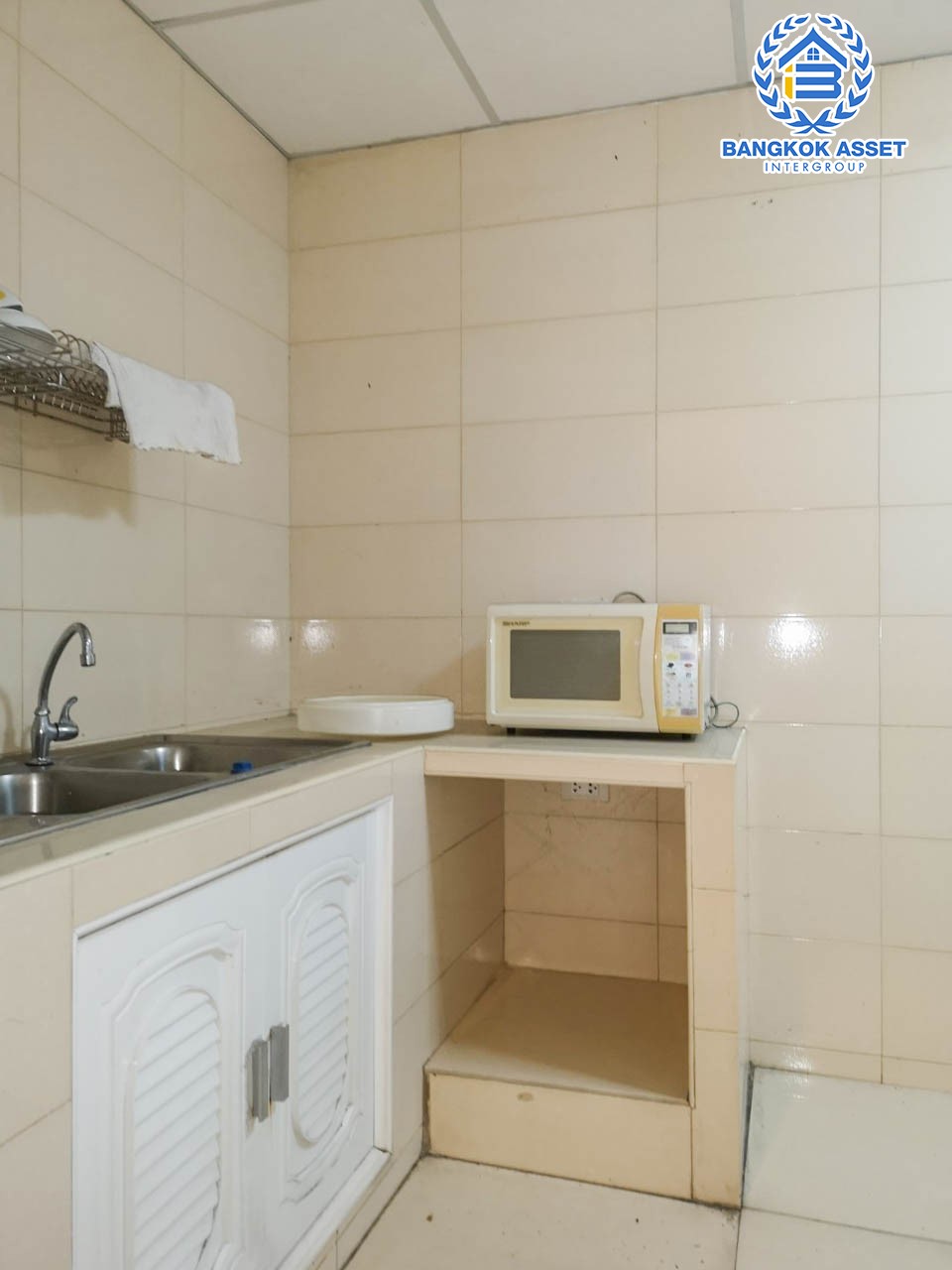 *****บ้านมือสองนนทบุรี ม.พฤกษาวิลล์22 พระราม5-2 เนื้อที่ 19.5 ตร.ว. ฟังก์ชัน 3 ห้องนอน 2 ห้องน้ำ 1 ที่จอดรถ บนทำเลเดินทางสะดวก เชื่อมต่อหลายเส้นทาง ใกล้สะพานพระรามห้า และรถไฟฟ้า "สถานีวงศ์สว่าง" และทางด่วน "กาญจนาภิเษก"...